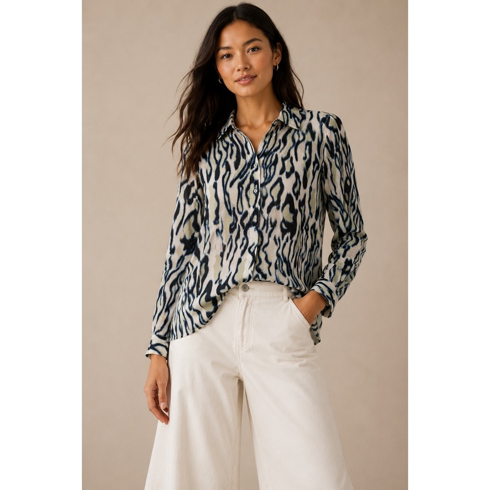 Equipment Silk Abstract Animal Print Button Down Shirt Blue Black XS‎